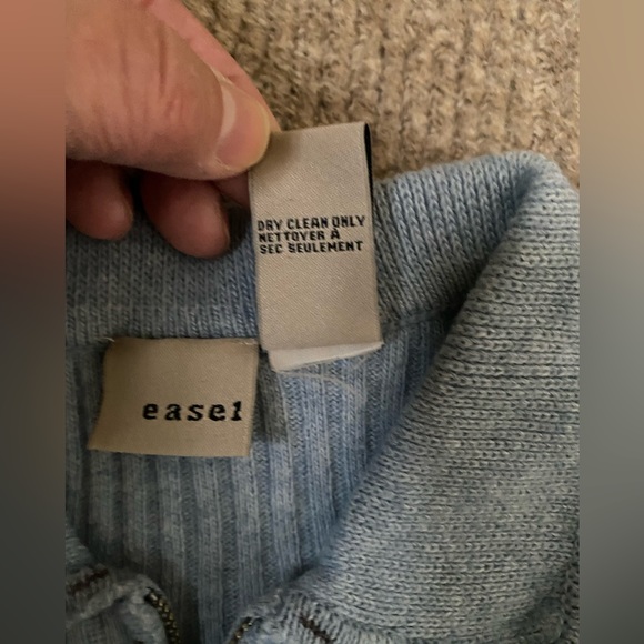 Beautiful soft ribbed knit top - Picture 4 of 5